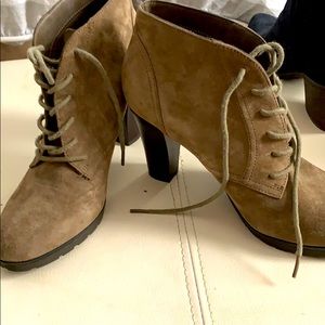 White mountain lace suede bootie taupe